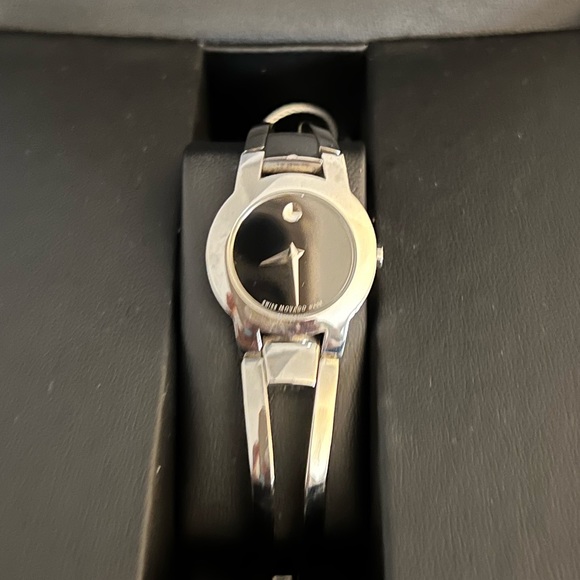 Authentic Movado watch - Picture 3 of 5